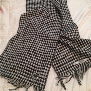 Disney Houndstooth Scarf